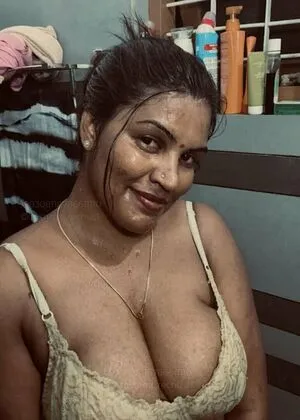 Reshma Rechu OnlyFans Leaked Free Thumbnail Picture - #mL1gNEPxVS