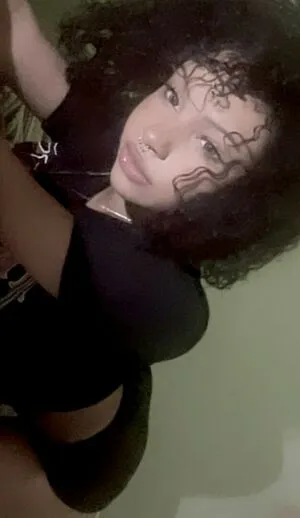 Ressonancee OnlyFans Leaked Free Thumbnail Picture - #CeZupp50K9