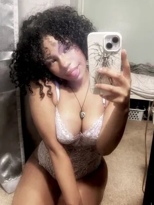 Ressonancee OnlyFans Leaked Free Thumbnail Picture - #UcZfumufGC