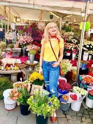 Retro Wannabe OnlyFans Leaked Free Thumbnail Picture - #HJV7AxAji9