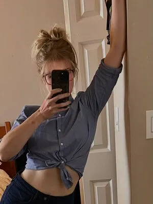 Retro Wannabe OnlyFans Leaked Free Thumbnail Picture - #q803ecxu8t