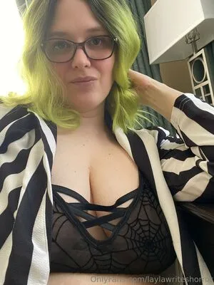 Retrolayla OnlyFans Leaked Free Thumbnail Picture - #0FsN42jnRn