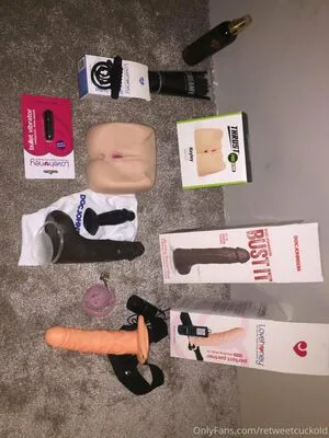Retweetcuckold OnlyFans Leaked Free Thumbnail Picture - #UmuDeIPd5c