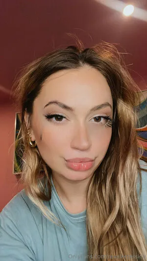 Revelliejessica OnlyFans Leaked Free Thumbnail Picture - #iwoKSlUDiH