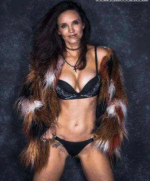 Rey Rey Marie OnlyFans Leaked Free Thumbnail Picture - #EOwSxupXNv