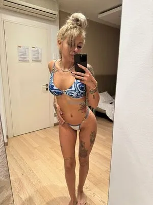 Reyna Q OnlyFans Leaked Free Thumbnail Picture - #d0CHY7fx2I