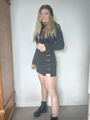 Rhi Rhi Xo OnlyFans Leaked Free Thumbnail Picture - #4VkGxnylci