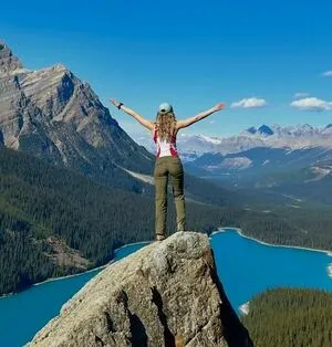 Rhiannonhikes OnlyFans Leaked Free Thumbnail Picture - #0EvaRtjCI1