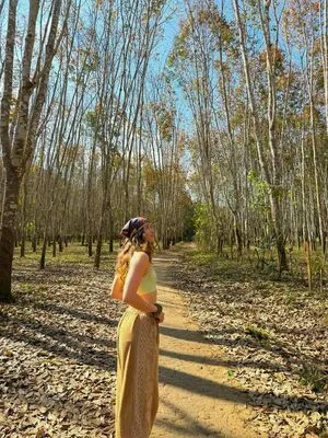 Rhiannonhikes OnlyFans Leaked Free Thumbnail Picture - #0Nlq1BH9Rg