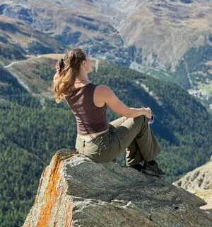 Rhiannonhikes OnlyFans Leaked Free Thumbnail Picture - #4c5EvT5jR8