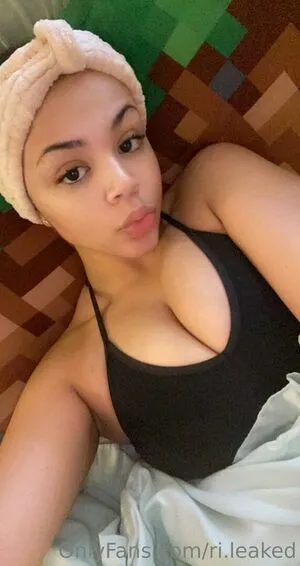 Ri Leaked OnlyFans Leaked Free Thumbnail Picture - #7XqyC7fSqy