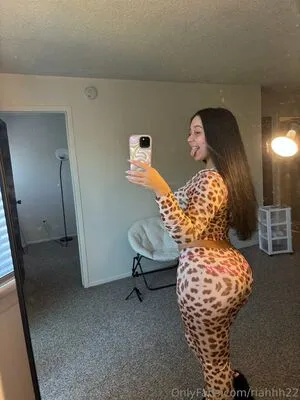Riahhh22 OnlyFans Leaked Free Thumbnail Picture - #rtHTFaJwIU