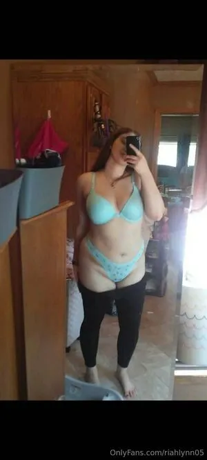 Riahlynn05 OnlyFans Leaked Free Thumbnail Picture - #86F4ec8iaP
