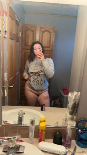 Riahlynn05 OnlyFans Leaked Free Thumbnail Picture - #AEU4aGgzaF