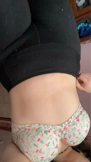 Riahlynn05 OnlyFans Leaked Free Thumbnail Picture - #a4czro4iVH
