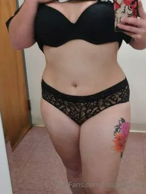 Riasgremory3 OnlyFans Leaked Free Thumbnail Picture - #cgM7JUieEr