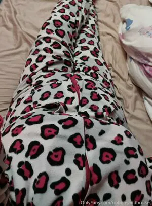 Ribbonsandbruises OnlyFans Leaked Free Thumbnail Picture - #DJmhXBFsES