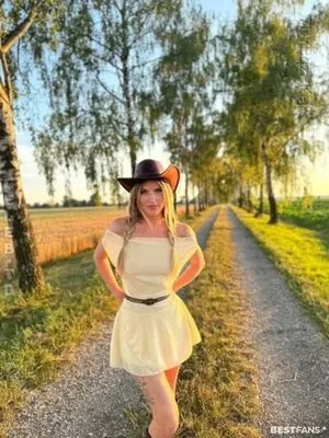 Ricarda Wolf OnlyFans Leaked Free Thumbnail Picture - #9F9lb6lOio