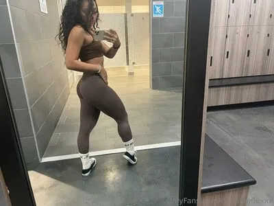 richpapiflexxx OnlyFans Leaked Free Thumbnail Picture - #gAYF1Viydd