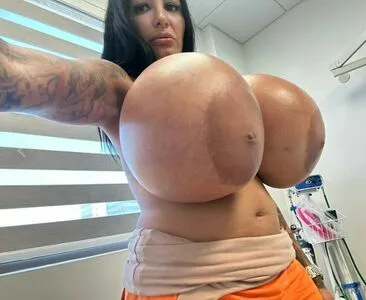 Ricki Raxxx OnlyFans Leaked Free Thumbnail Picture - #ADVLccC4a5