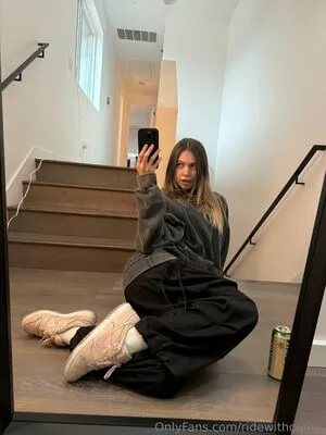 Ridewithcarms OnlyFans Leaked Free Thumbnail Picture - #lCZWsge2CN