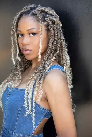 Riele Downs OnlyFans Leaked Free Thumbnail Picture - #cydZmhaWqh