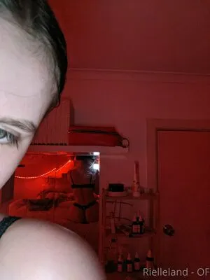 Rielleland OnlyFans Leaked Free Thumbnail Picture - #F1BJKmF7sr