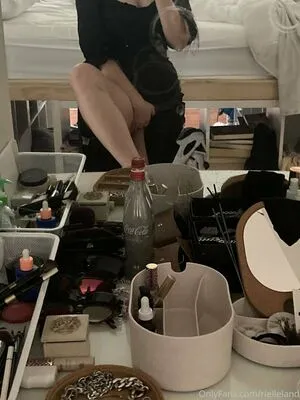 Rielleland OnlyFans Leaked Free Thumbnail Picture - #Mm5SwPxESb