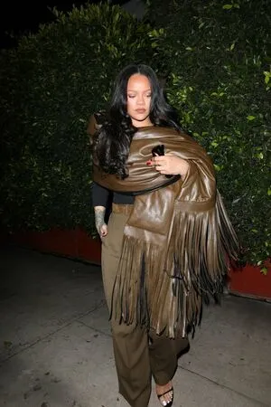 Rihanna OnlyFans Leaked Free Thumbnail Picture - #1LLJtTgKub