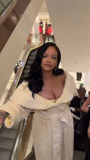 Rihanna OnlyFans Leaked Free Thumbnail Picture - #1TLR5EAkEv