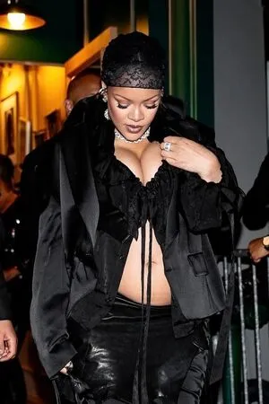 Rihanna OnlyFans Leaked Free Thumbnail Picture - #3xOesOXqjF