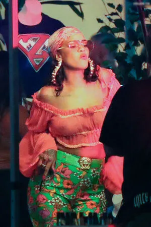 Rihanna OnlyFans Leaked Free Thumbnail Picture - #4ax9rBGoQB