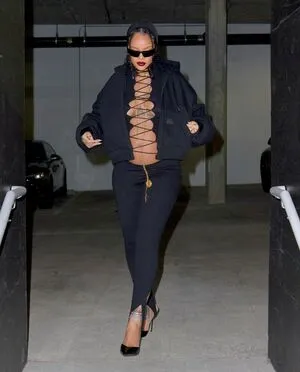 Rihanna OnlyFans Leaked Free Thumbnail Picture - #5vg67SVPwY