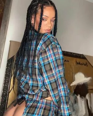 Rihanna OnlyFans Leaked Free Thumbnail Picture - #68P1kYfJdz