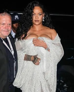 Rihanna OnlyFans Leaked Free Thumbnail Picture - #68Y7PD3kwC