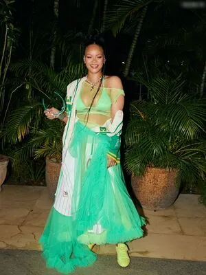 Rihanna OnlyFans Leaked Free Thumbnail Picture - #6wkFgAPZfy