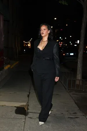 Rihanna OnlyFans Leaked Free Thumbnail Picture - #84hjDh4s21