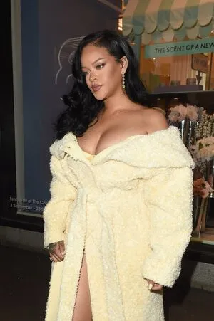 Rihanna OnlyFans Leaked Free Thumbnail Picture - #9Pmp71ZcGX