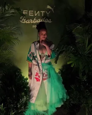Rihanna OnlyFans Leaked Free Thumbnail Picture - #AeCL4Er45J