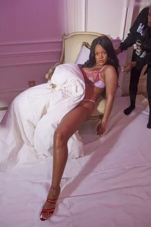 Rihanna OnlyFans Leaked Free Thumbnail Picture - #B89XMmCPn3