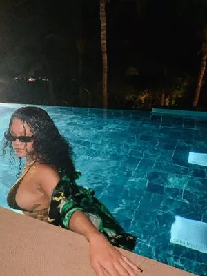 Rihanna OnlyFans Leaked Free Thumbnail Picture - #BAaT6TUa2q