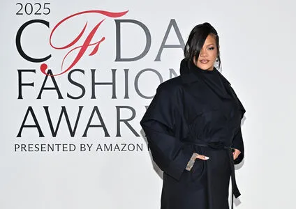 Rihanna OnlyFans Leaked Free Thumbnail Picture - #BGXSETxVVk