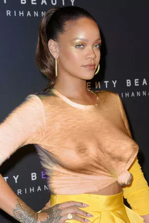Rihanna OnlyFans Leaked Free Thumbnail Picture - #CdkTswAbvo