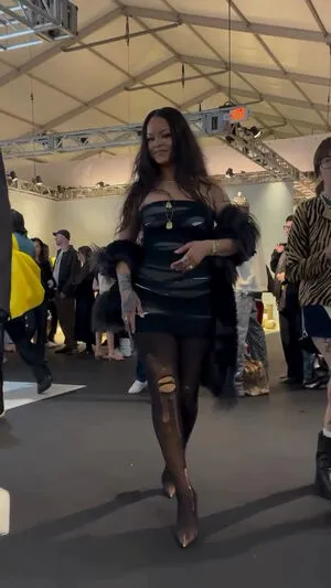 Rihanna OnlyFans Leaked Free Thumbnail Picture - #Cqy7QyT1F0