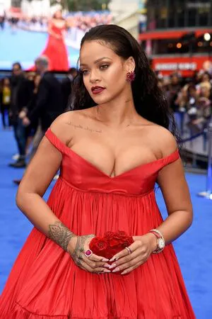 Rihanna OnlyFans Leaked Free Thumbnail Picture - #D78CnnT7Dr