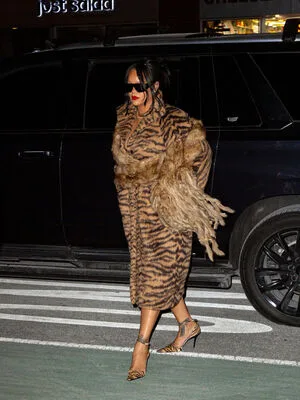 Rihanna OnlyFans Leaked Free Thumbnail Picture - #EOrrDdF15f