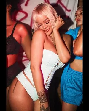 Rihanna OnlyFans Leaked Free Thumbnail Picture - #Ejjz60pbKr