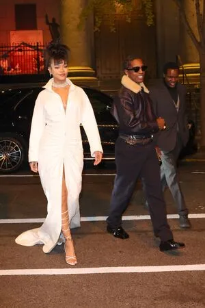 Rihanna OnlyFans Leaked Free Thumbnail Picture - #EstVsMaJVE