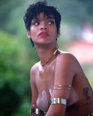 Rihanna OnlyFans Leaked Free Thumbnail Picture - #Fjjq8YhZj9