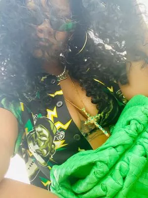 Rihanna OnlyFans Leaked Free Thumbnail Picture - #FznXx1tnTY